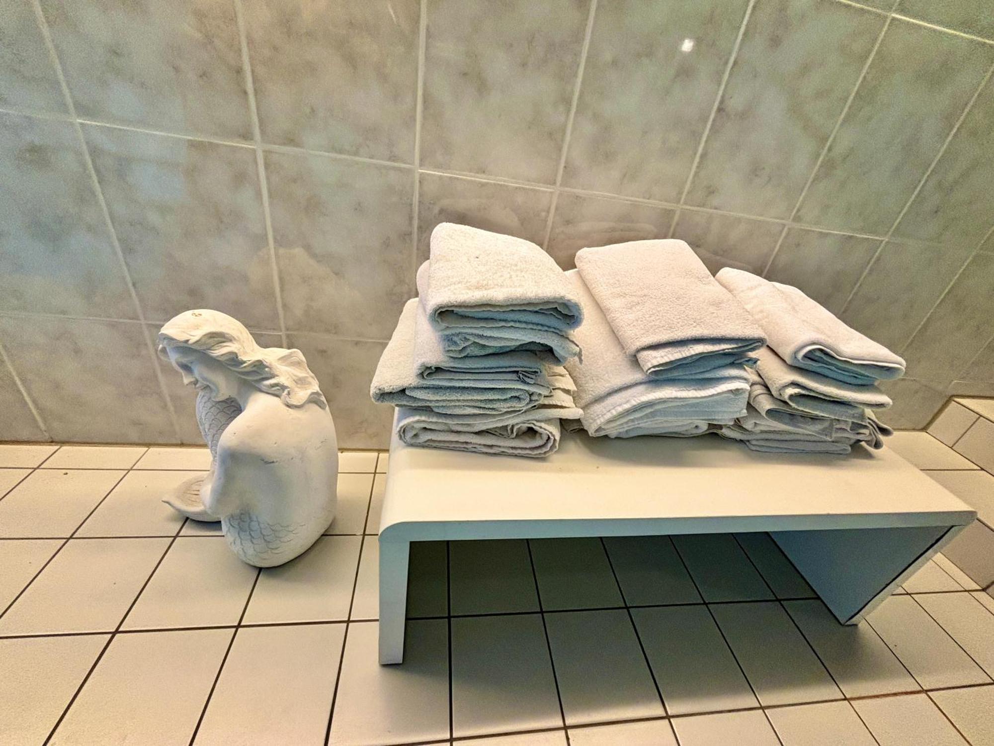Wolkenzimmer Mit 140 Cm Bett Im Erdgeschoss Seligenstadt Exterior foto